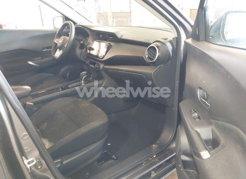 Photo 5 of 2022 Nissan Kicks SV XTRONIC CVT (VIN 3N1CP5CV1NL502543)