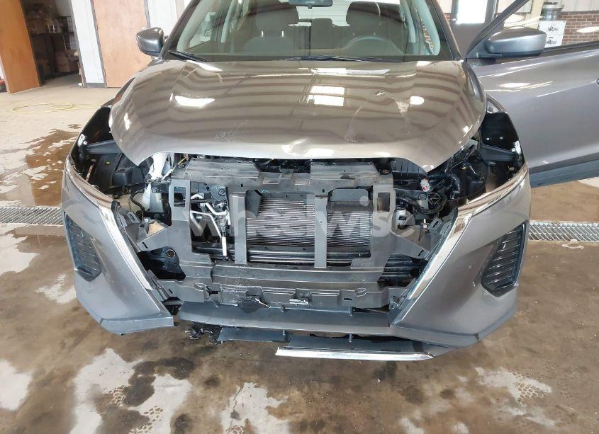 Photo 6 of 2022 Nissan Kicks SV XTRONIC CVT (VIN 3N1CP5CV1NL502543)