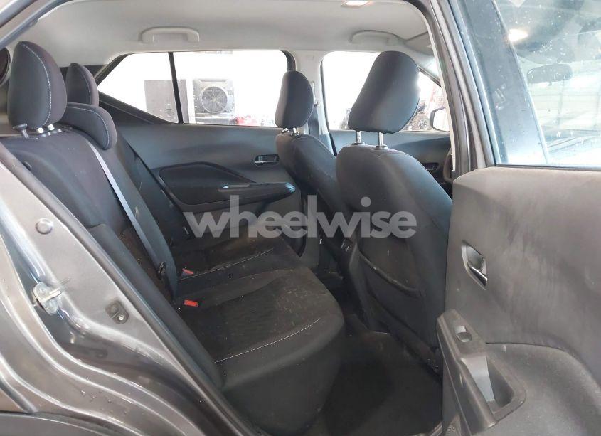 Photo 8 of 2022 Nissan Kicks SV XTRONIC CVT (VIN 3N1CP5CV1NL502543)