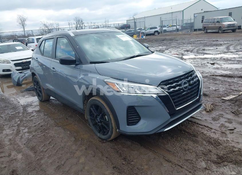 2023 Nissan Kicks SV XTRONIC CVT (VIN 3N1CP5CV1PL471975) main photo