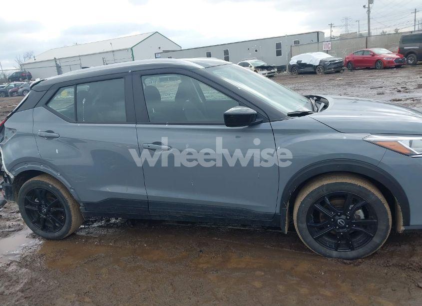 Photo 14 of 2023 Nissan Kicks SV XTRONIC CVT (VIN 3N1CP5CV1PL471975)