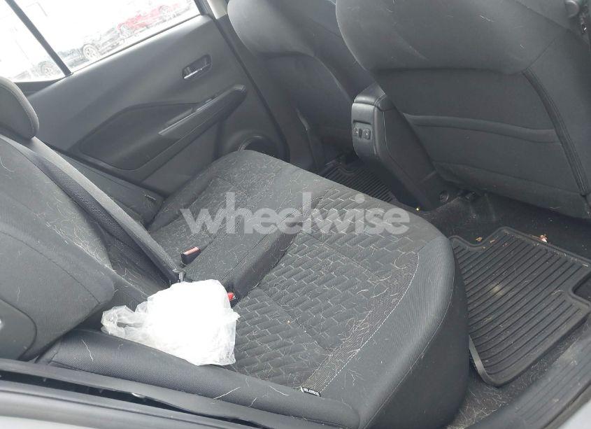 Photo 8 of 2023 Nissan Kicks SV XTRONIC CVT (VIN 3N1CP5CV1PL471975)