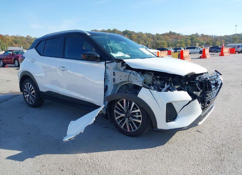 2024 Nissan Kicks SV XTRONIC CVT (VIN 3N1CP5CV1RL479643) main photo