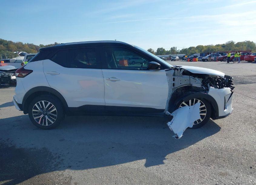 Photo 13 of 2024 Nissan Kicks SV XTRONIC CVT (VIN 3N1CP5CV1RL479643)