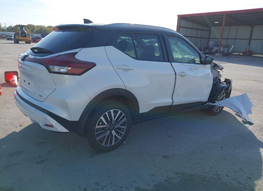 Photo 4 of 2024 Nissan Kicks SV XTRONIC CVT (VIN 3N1CP5CV1RL479643)