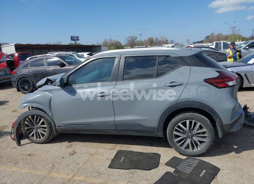 Photo 14 of 2024 Nissan Kicks SV XTRONIC CVT (VIN 3N1CP5CV1RL529487)