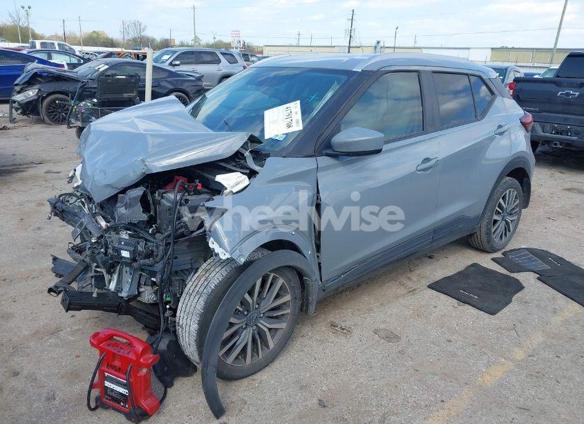Photo 2 of 2024 Nissan Kicks SV XTRONIC CVT (VIN 3N1CP5CV1RL529487)