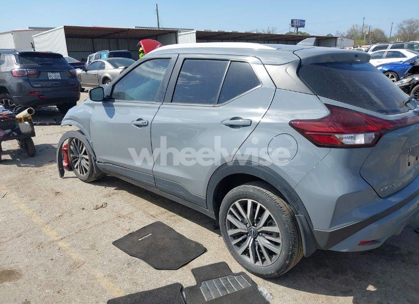 Photo 3 of 2024 Nissan Kicks SV XTRONIC CVT (VIN 3N1CP5CV1RL529487)