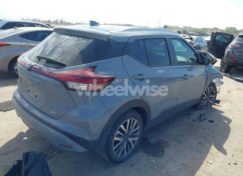 Photo 4 of 2024 Nissan Kicks SV XTRONIC CVT (VIN 3N1CP5CV1RL529487)