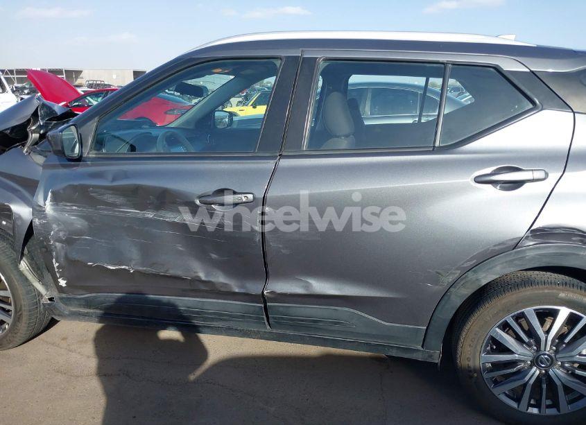 Photo 15 of 2021 Nissan Kicks SV XTRONIC CVT (VIN 3N1CP5CV2ML477506)
