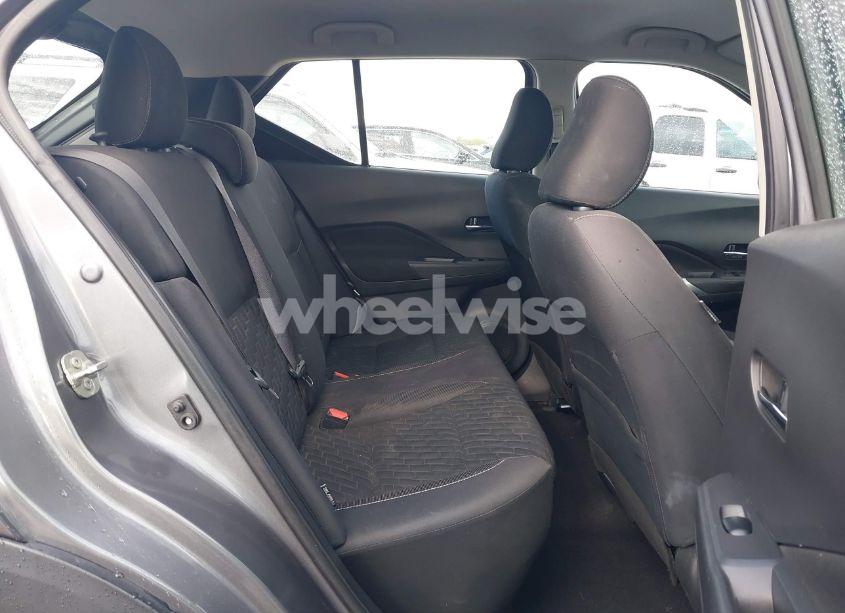 Photo 8 of 2021 Nissan Kicks SV XTRONIC CVT (VIN 3N1CP5CV2ML477506)