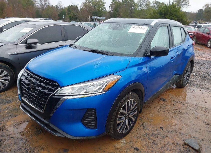 Photo 2 of 2021 Nissan Kicks SV XTRONIC CVT (VIN 3N1CP5CV2ML492023)