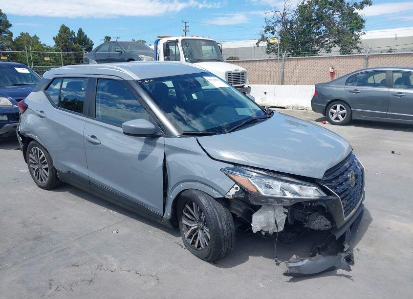2021 Nissan Kicks SV XTRONIC CVT (VIN 3N1CP5CV2ML514666) main photo