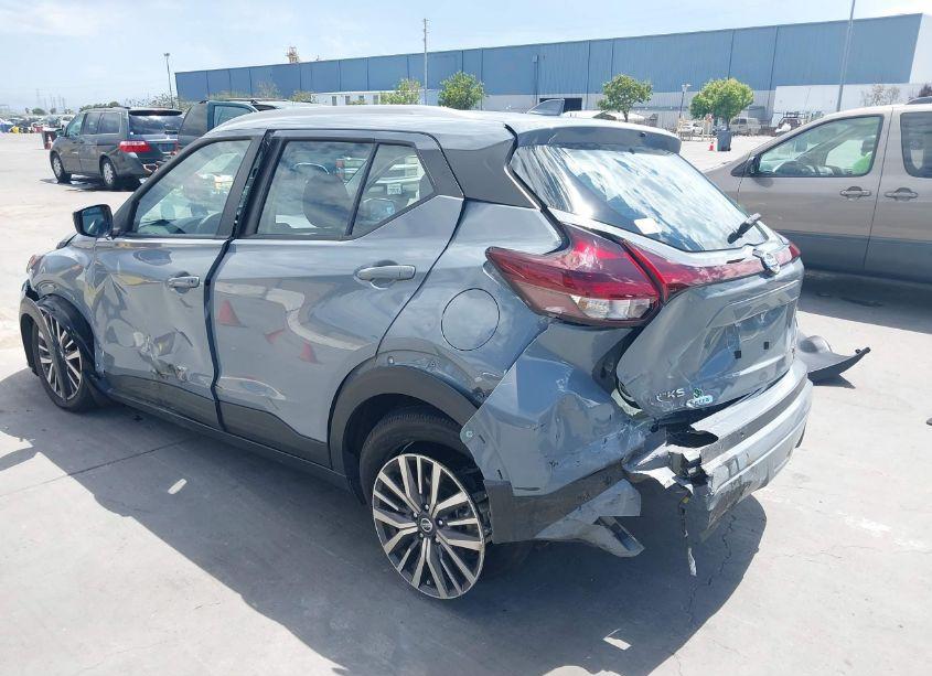 Photo 3 of 2021 Nissan Kicks SV XTRONIC CVT (VIN 3N1CP5CV2ML514666)