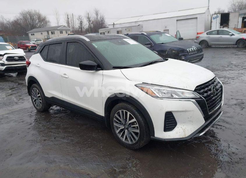 2021 Nissan Kicks SV XTRONIC CVT (VIN 3N1CP5CV2ML539230) main photo