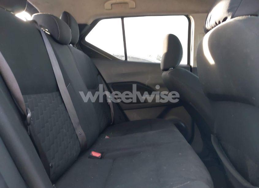 Photo 8 of 2021 Nissan Kicks SV XTRONIC CVT (VIN 3N1CP5CV2ML562586)