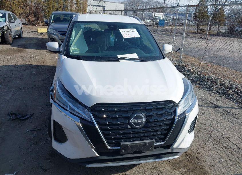 Photo 12 of 2022 Nissan Kicks SV XTRONIC CVT (VIN 3N1CP5CV2NL485171)