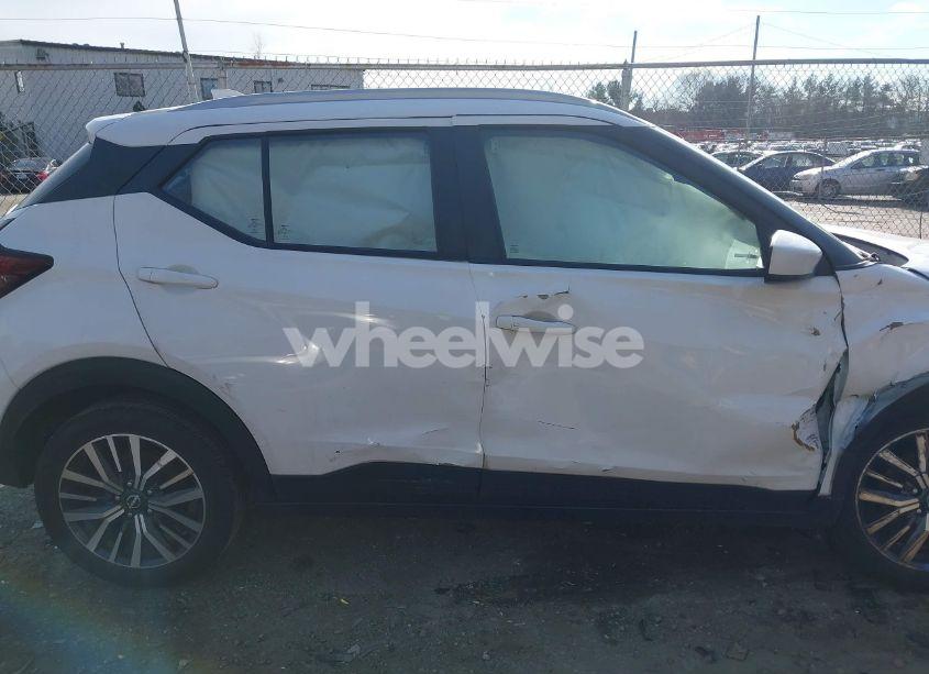 Photo 13 of 2022 Nissan Kicks SV XTRONIC CVT (VIN 3N1CP5CV2NL485171)