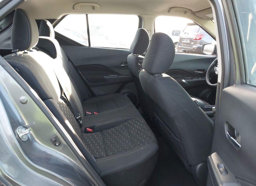 Photo 8 of 2023 Nissan Kicks SV XTRONIC CVT (VIN 3N1CP5CV2PL507527)