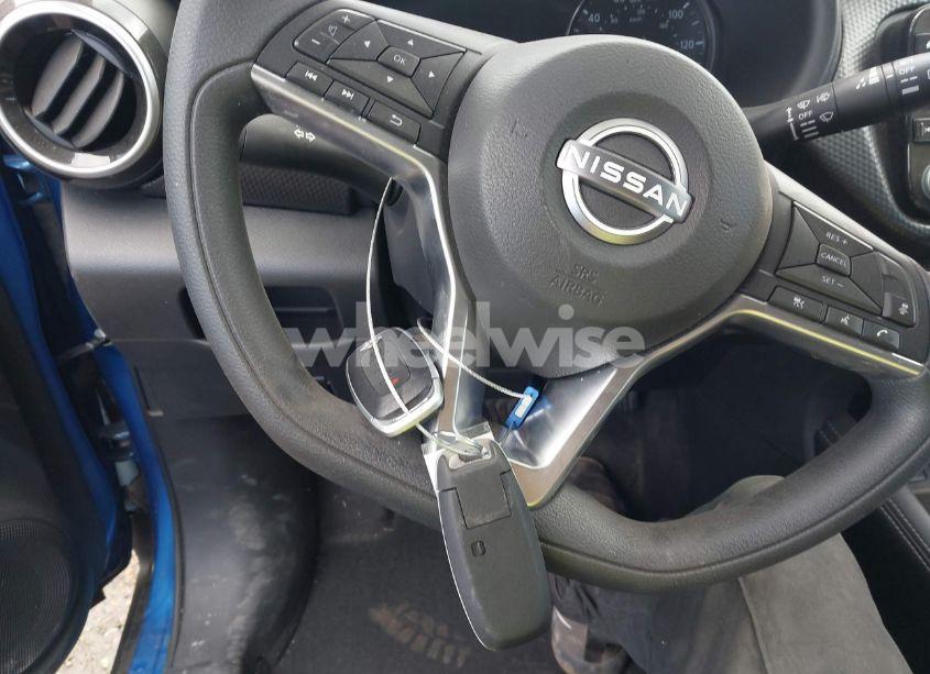 Photo 11 of 2024 Nissan Kicks SV XTRONIC CVT (VIN 3N1CP5CV2RL500595)
