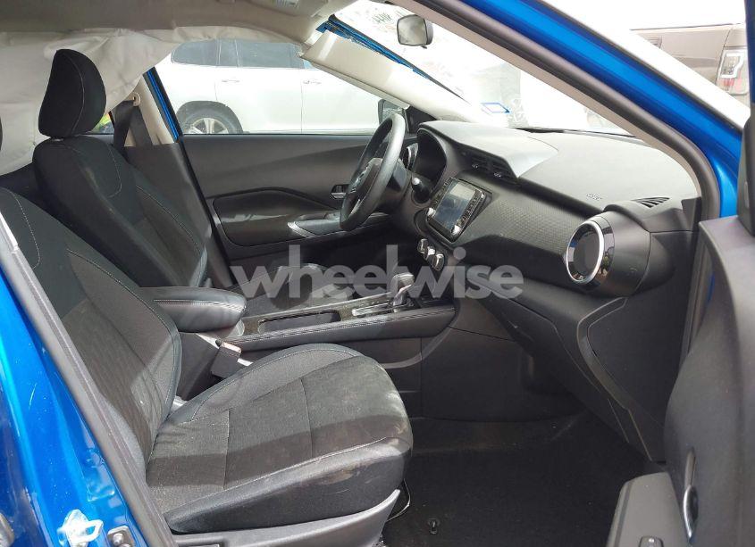 Photo 5 of 2024 Nissan Kicks SV XTRONIC CVT (VIN 3N1CP5CV2RL500595)