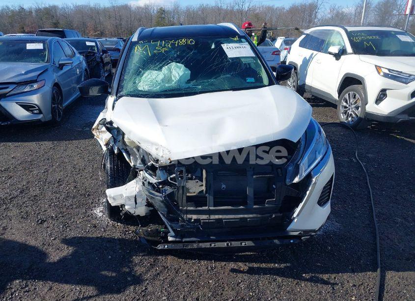 Photo 12 of 2024 Nissan Kicks SV XTRONIC CVT (VIN 3N1CP5CV2RL519213)