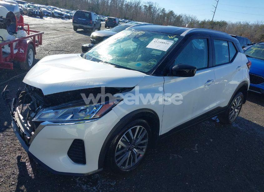 Photo 2 of 2024 Nissan Kicks SV XTRONIC CVT (VIN 3N1CP5CV2RL519213)