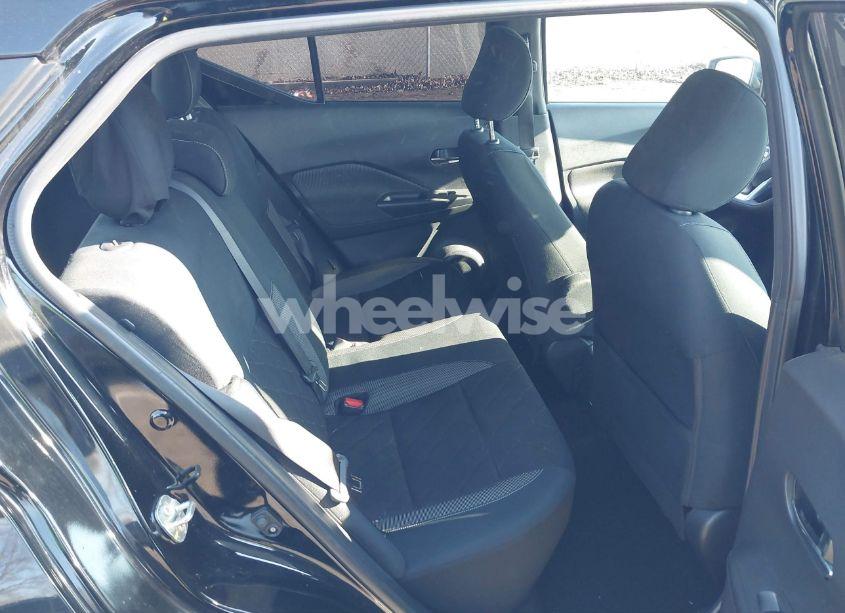 Photo 8 of 2020 Nissan Kicks SV XTRONIC CVT (VIN 3N1CP5CV3LL479599)