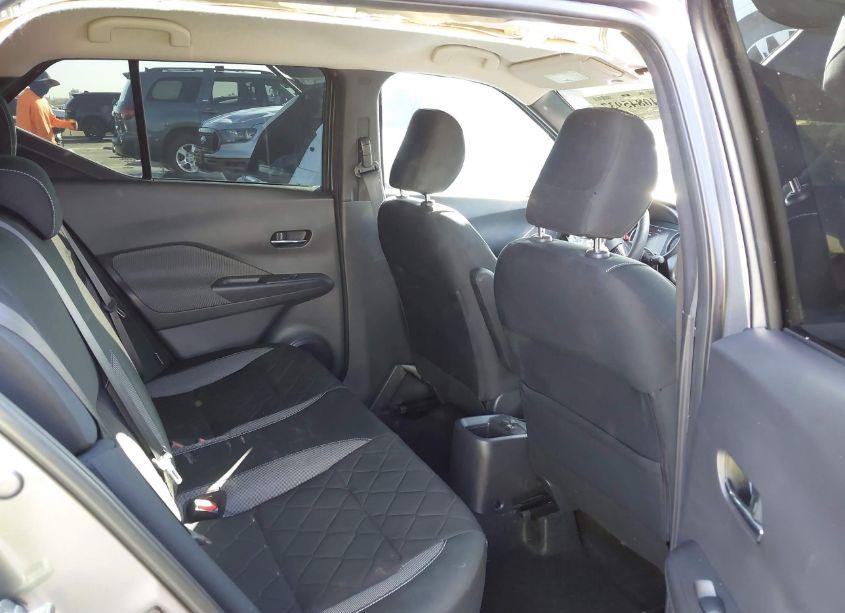 Photo 8 of 2020 Nissan Kicks SV XTRONIC CVT (VIN 3N1CP5CV3LL489338)