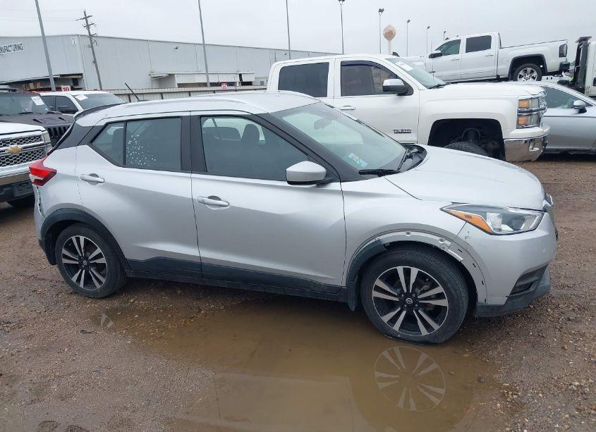 Photo 13 of 2020 Nissan Kicks SV XTRONIC CVT (VIN 3N1CP5CV3LL554933)