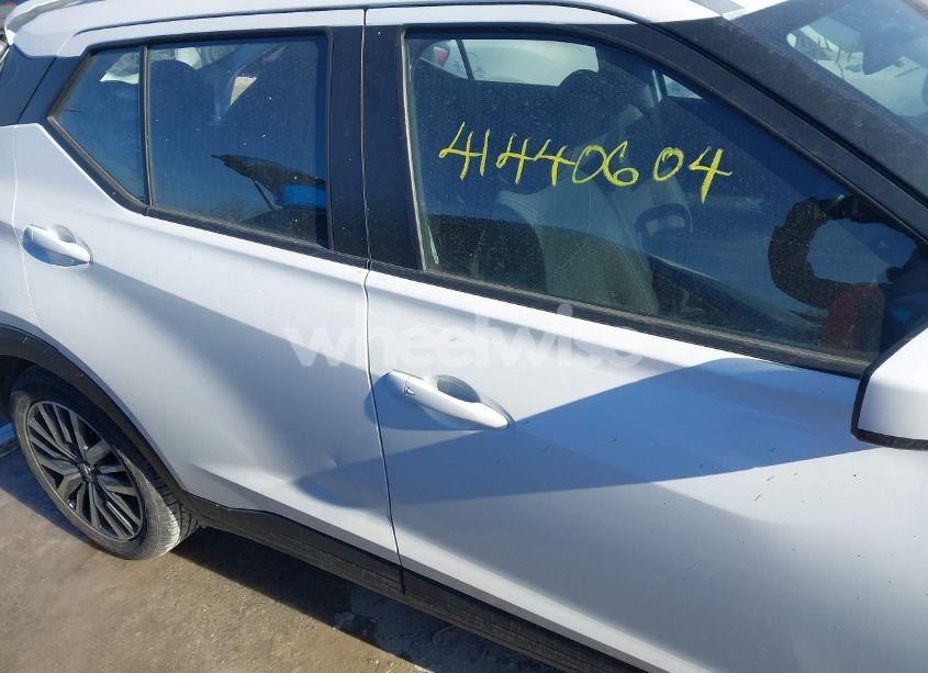 Photo 14 of 2021 Nissan Kicks SV XTRONIC CVT (VIN 3N1CP5CV3ML484500)