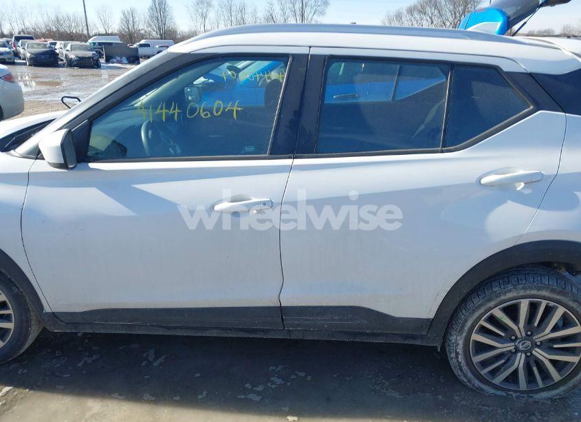 Photo 15 of 2021 Nissan Kicks SV XTRONIC CVT (VIN 3N1CP5CV3ML484500)