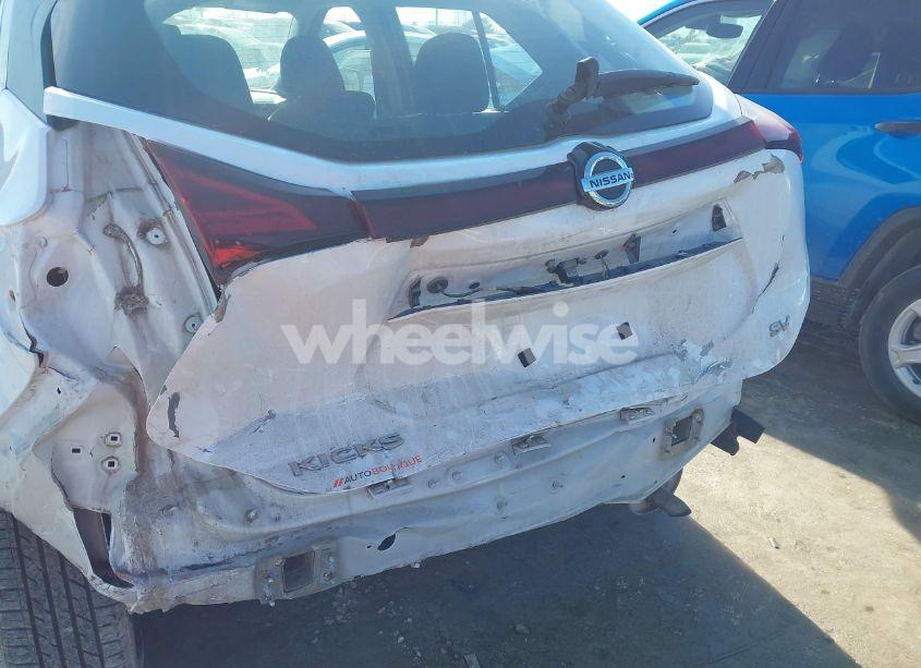Photo 6 of 2021 Nissan Kicks SV XTRONIC CVT (VIN 3N1CP5CV3ML484500)