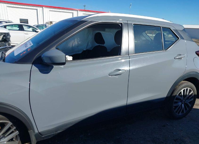 Photo 14 of 2021 Nissan Kicks SV (VIN 3N1CP5CV3ML513591)