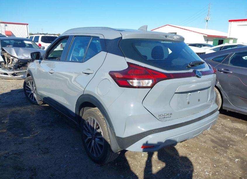 Photo 3 of 2021 Nissan Kicks SV (VIN 3N1CP5CV3ML513591)