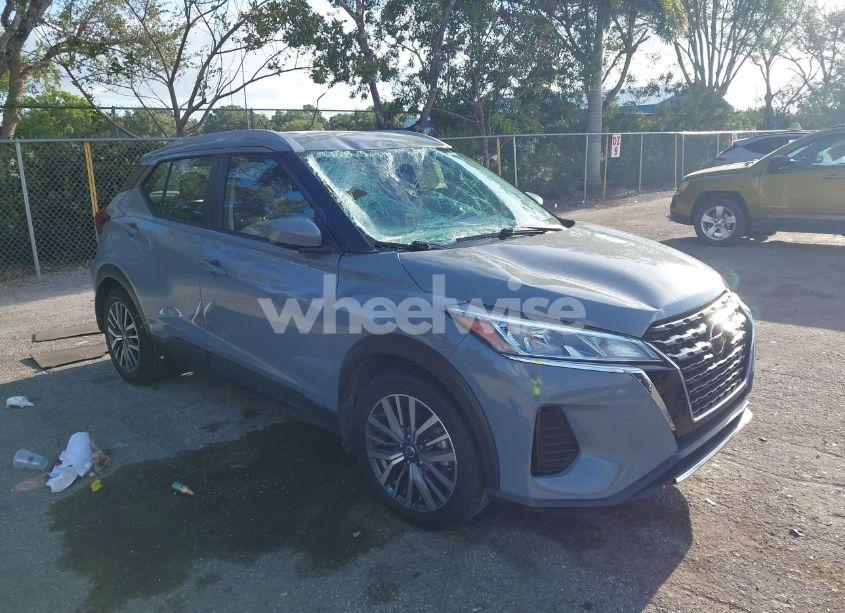 2021 Nissan Kicks SV XTRONIC CVT (VIN 3N1CP5CV3ML515440) main photo