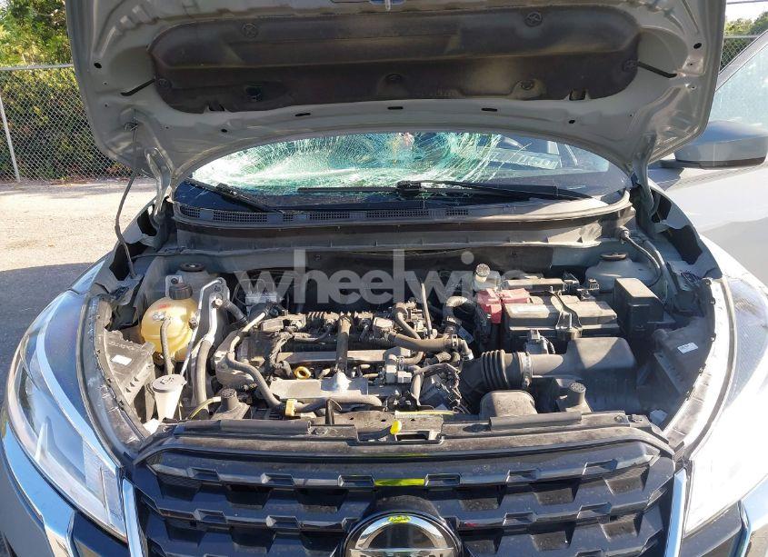 Photo 10 of 2021 Nissan Kicks SV XTRONIC CVT (VIN 3N1CP5CV3ML515440)