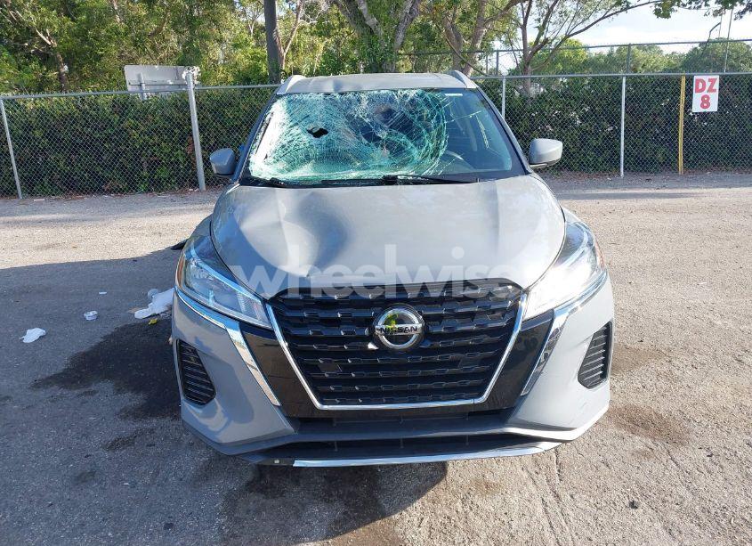 Photo 12 of 2021 Nissan Kicks SV XTRONIC CVT (VIN 3N1CP5CV3ML515440)