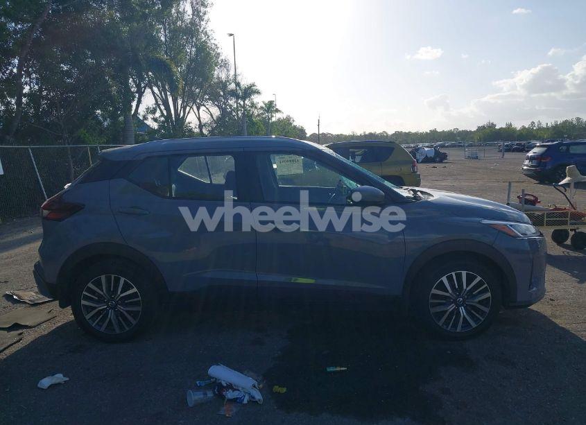Photo 13 of 2021 Nissan Kicks SV XTRONIC CVT (VIN 3N1CP5CV3ML515440)