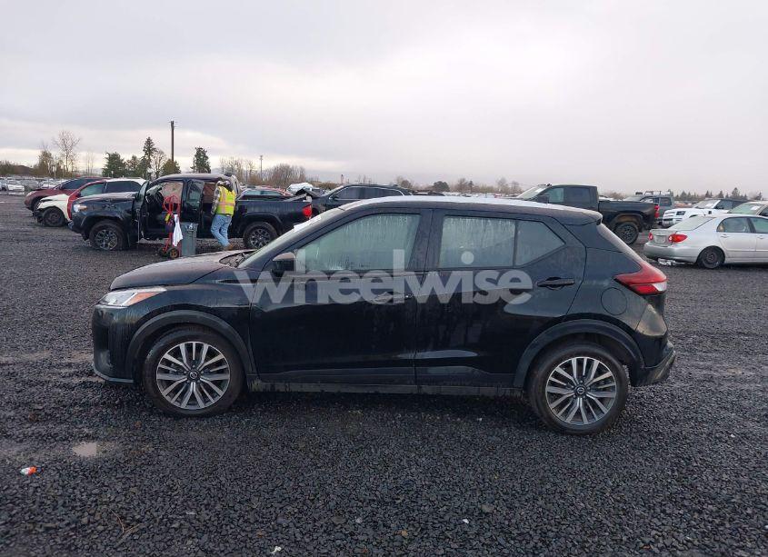 Photo 14 of 2021 Nissan Kicks SV (VIN 3N1CP5CV3ML531685)