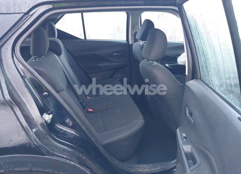 Photo 8 of 2021 Nissan Kicks SV (VIN 3N1CP5CV3ML531685)