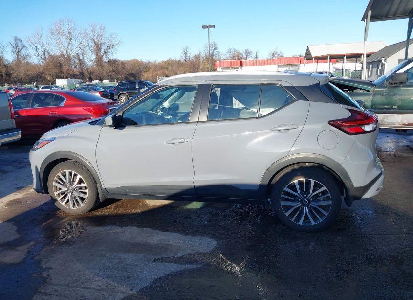 Photo 14 of 2021 Nissan Kicks SV (VIN 3N1CP5CV3ML552276)