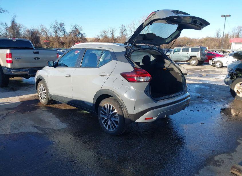 Photo 3 of 2021 Nissan Kicks SV (VIN 3N1CP5CV3ML552276)