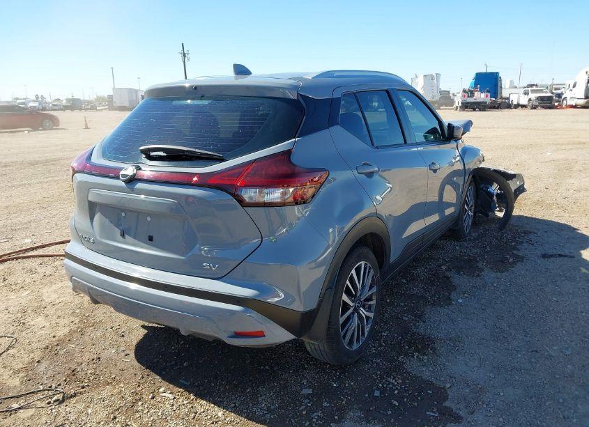 Photo 4 of 2022 Nissan Kicks SV XTRONIC CVT (VIN 3N1CP5CV3NL520008)