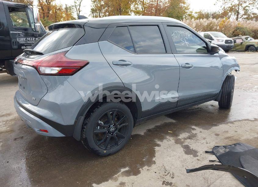 Photo 4 of 2024 Nissan Kicks SV XTRONIC CVT (VIN 3N1CP5CV3RL506020)