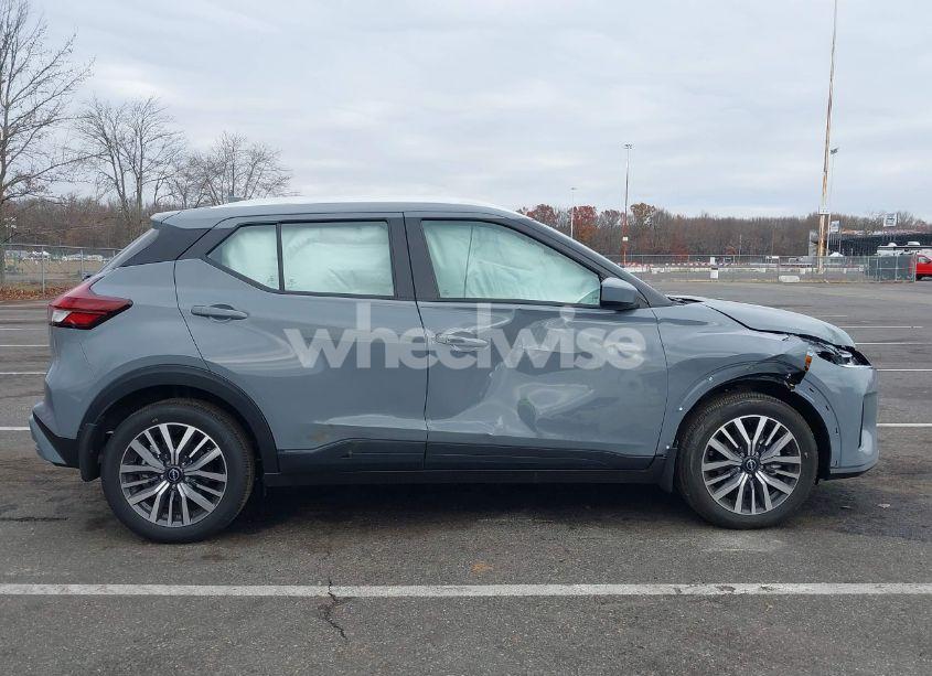 Photo 13 of 2024 Nissan Kicks SV XTRONIC CVT (VIN 3N1CP5CV3RL524405)