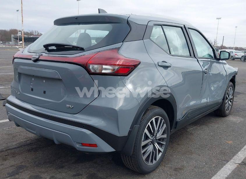 Photo 4 of 2024 Nissan Kicks SV XTRONIC CVT (VIN 3N1CP5CV3RL524405)