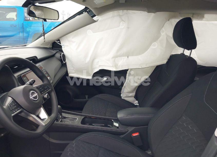 Photo 5 of 2024 Nissan Kicks SV XTRONIC CVT (VIN 3N1CP5CV3RL524405)