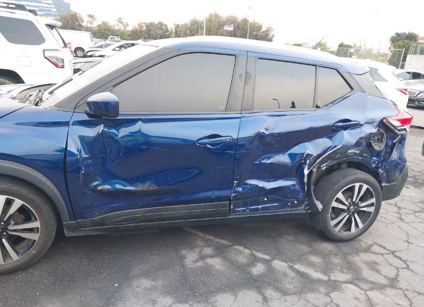 Photo 6 of 2020 Nissan Kicks SV XTRONIC CVT (VIN 3N1CP5CV4LL499750)