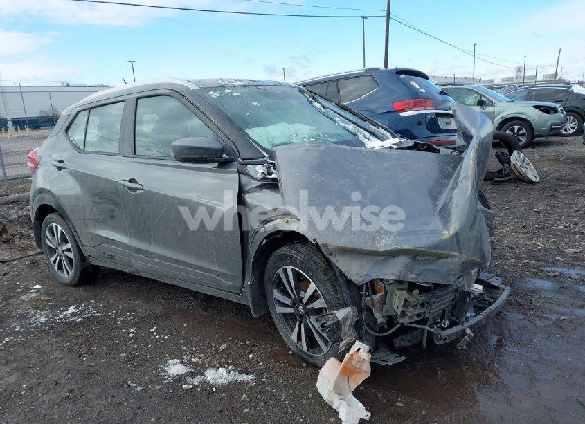 2020 Nissan Kicks SV XTRONIC CVT (VIN 3N1CP5CV4LL537249) main photo